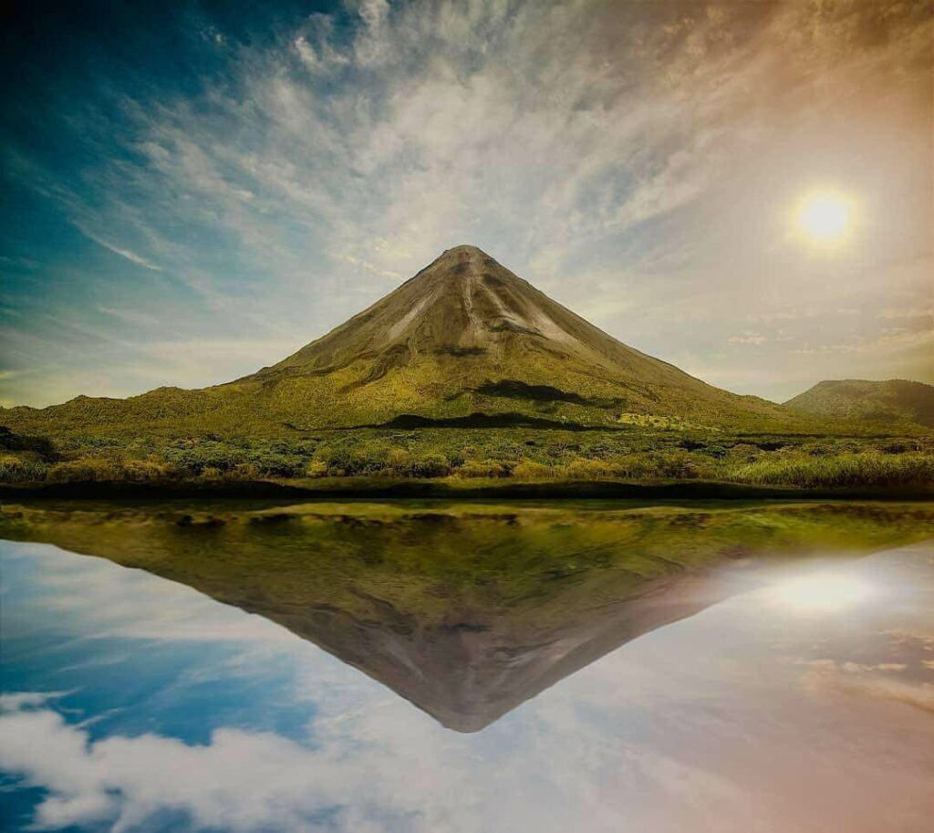 arenal volcano