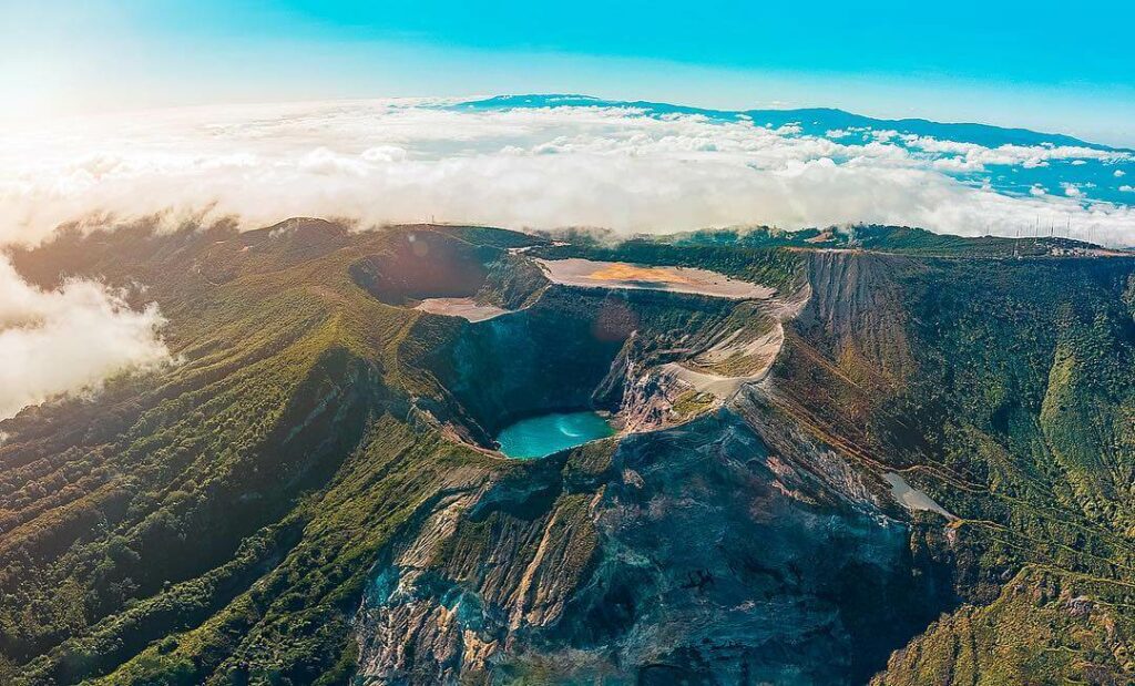 irazú volcano national park